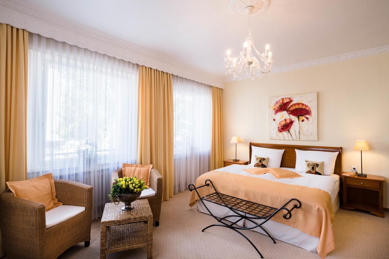 Hotel Zur Muehle Paderborn Bagian luar foto