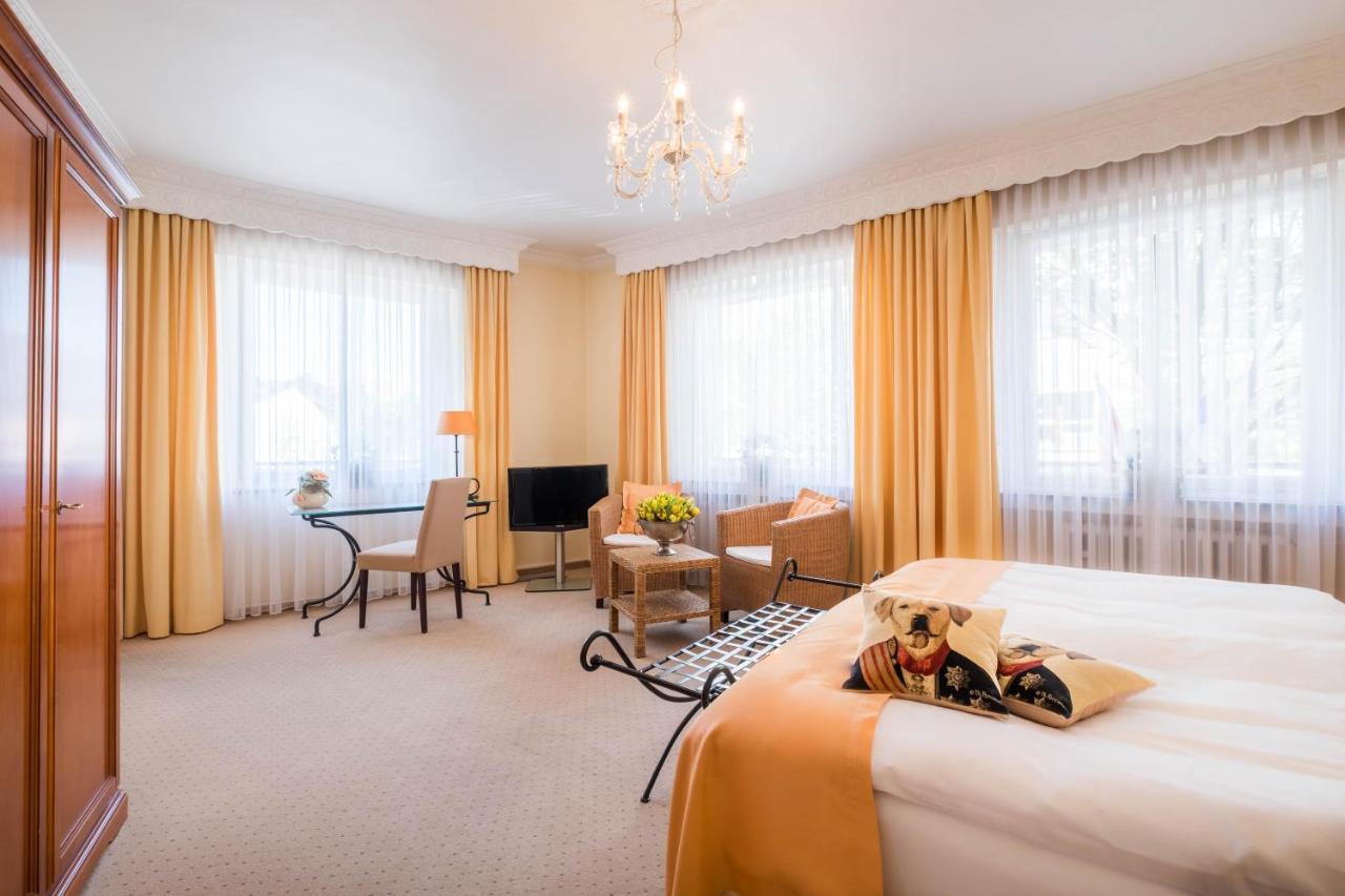 Hotel Zur Muehle Paderborn Bagian luar foto