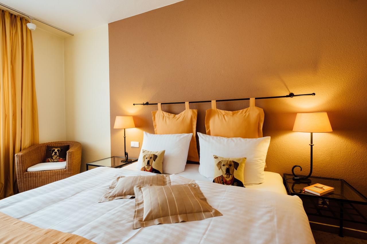 Hotel Zur Muehle Paderborn Bagian luar foto