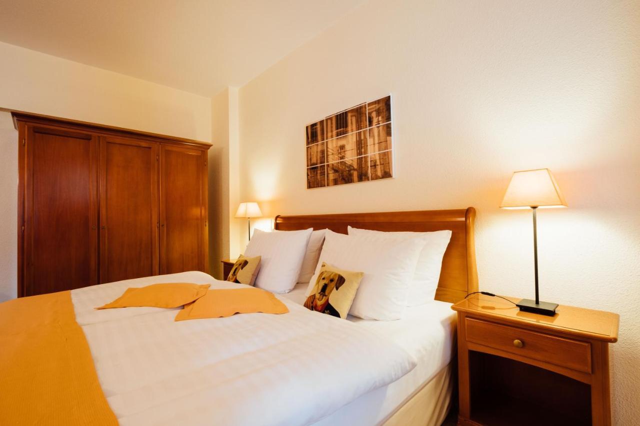 Hotel Zur Muehle Paderborn Bagian luar foto