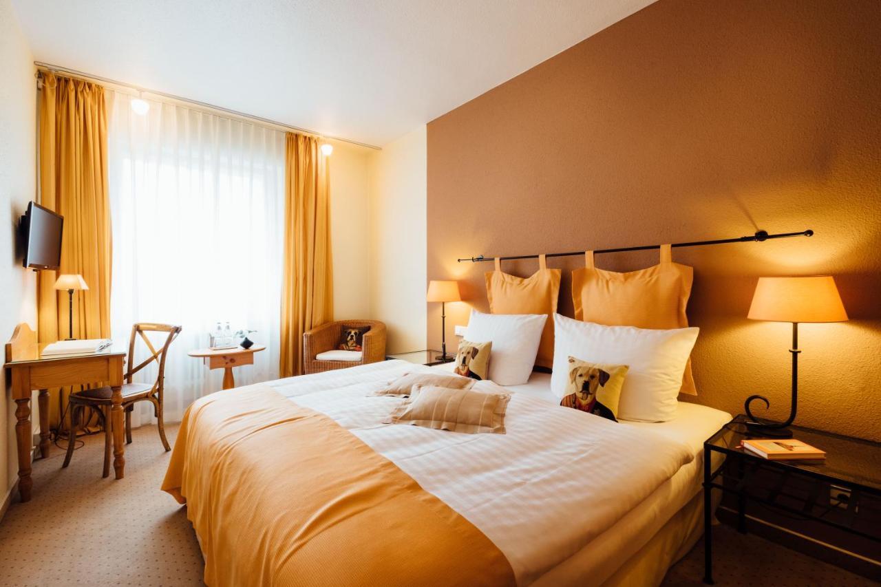 Hotel Zur Muehle Paderborn Bagian luar foto